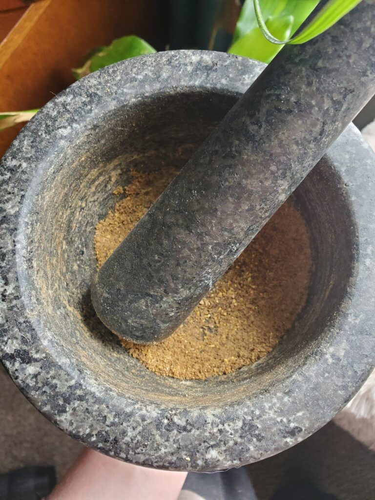 Black Lentils w/ Ginger & Turmeric, Mortar and Pestle, Spices