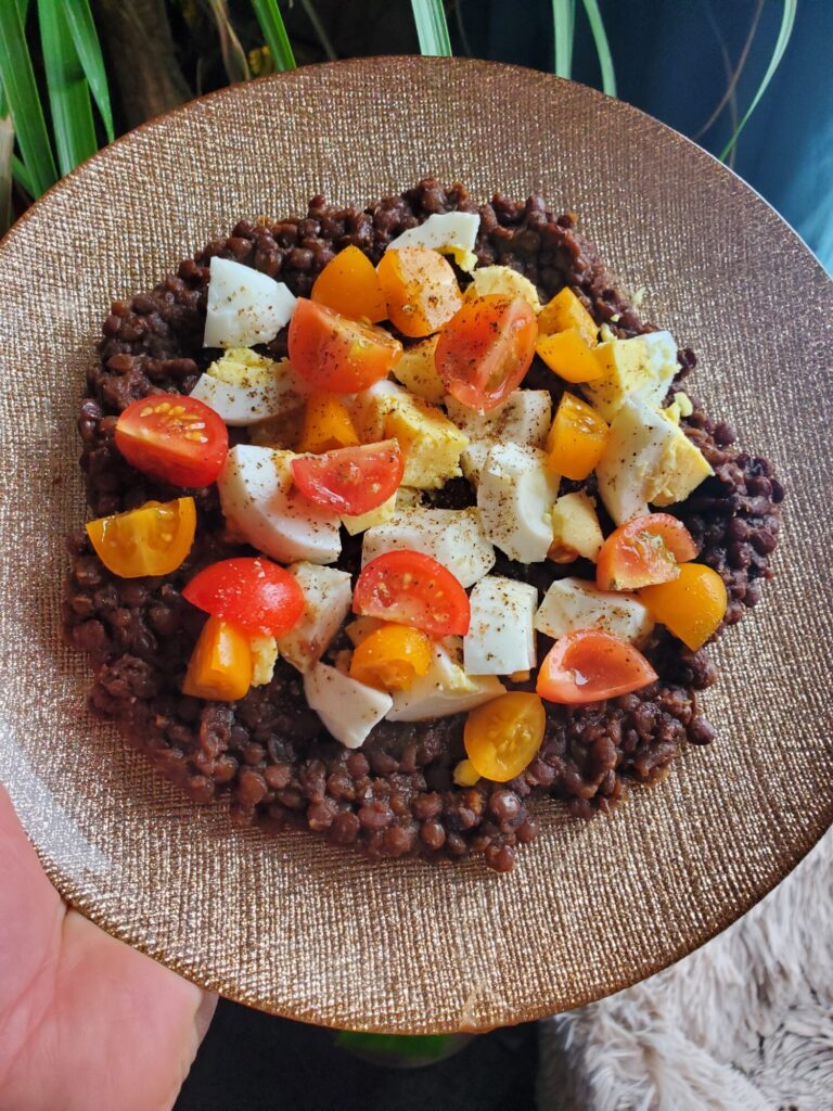 Salad w/ Black Lentils, Hardboiled Eggs, & Tomatoes