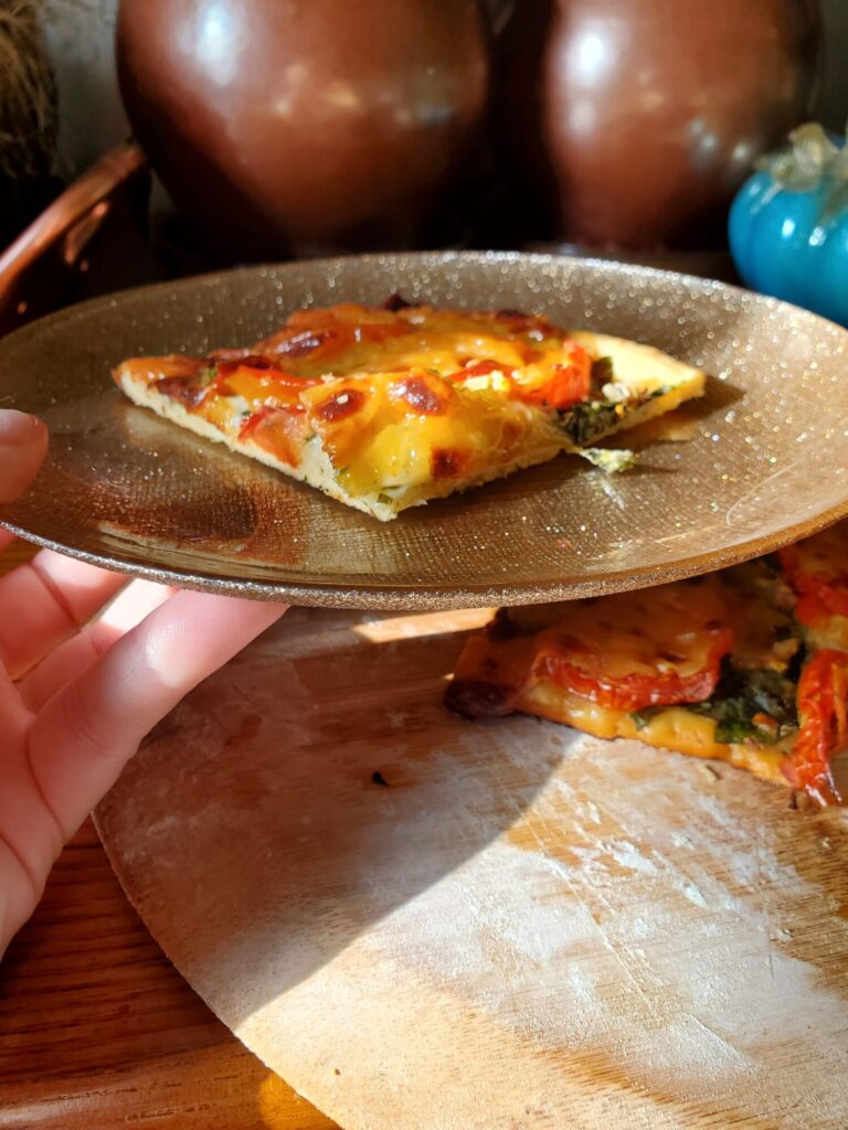 Flatbread Pizza w/ Spinach, Tomatoes, & Fresh Mozzarella