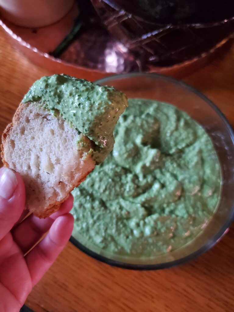 Spinach Pesto w/ Greek Yogurt & Dill