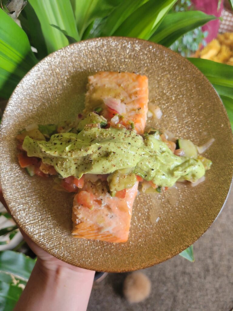 Salad w/ Salmon & Avocado Dip