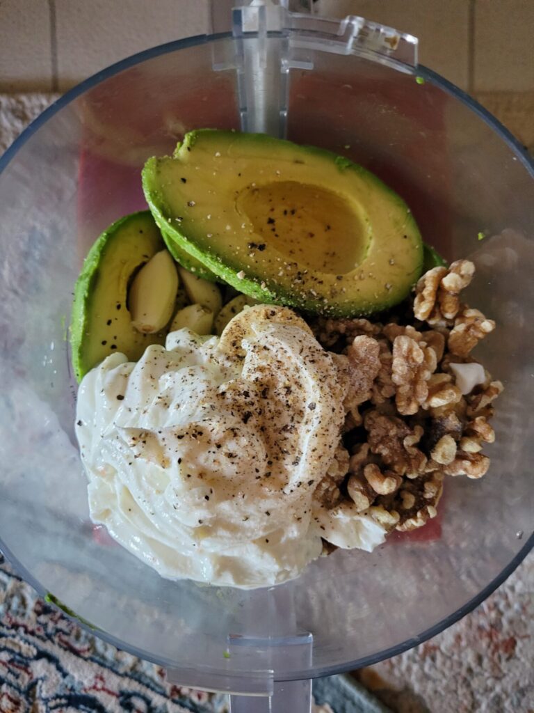 Avocado Dip w/ Greek Yogurt, Walnuts, & Lime