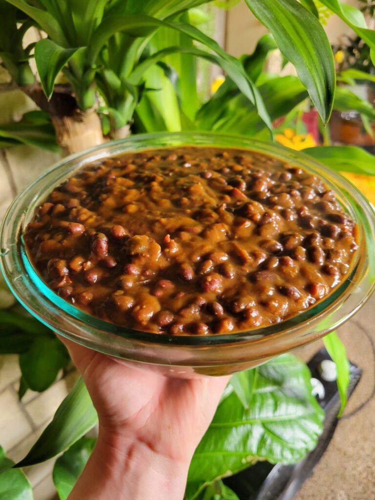 Slow Cooker Black Beans w/ Calabaza Squash