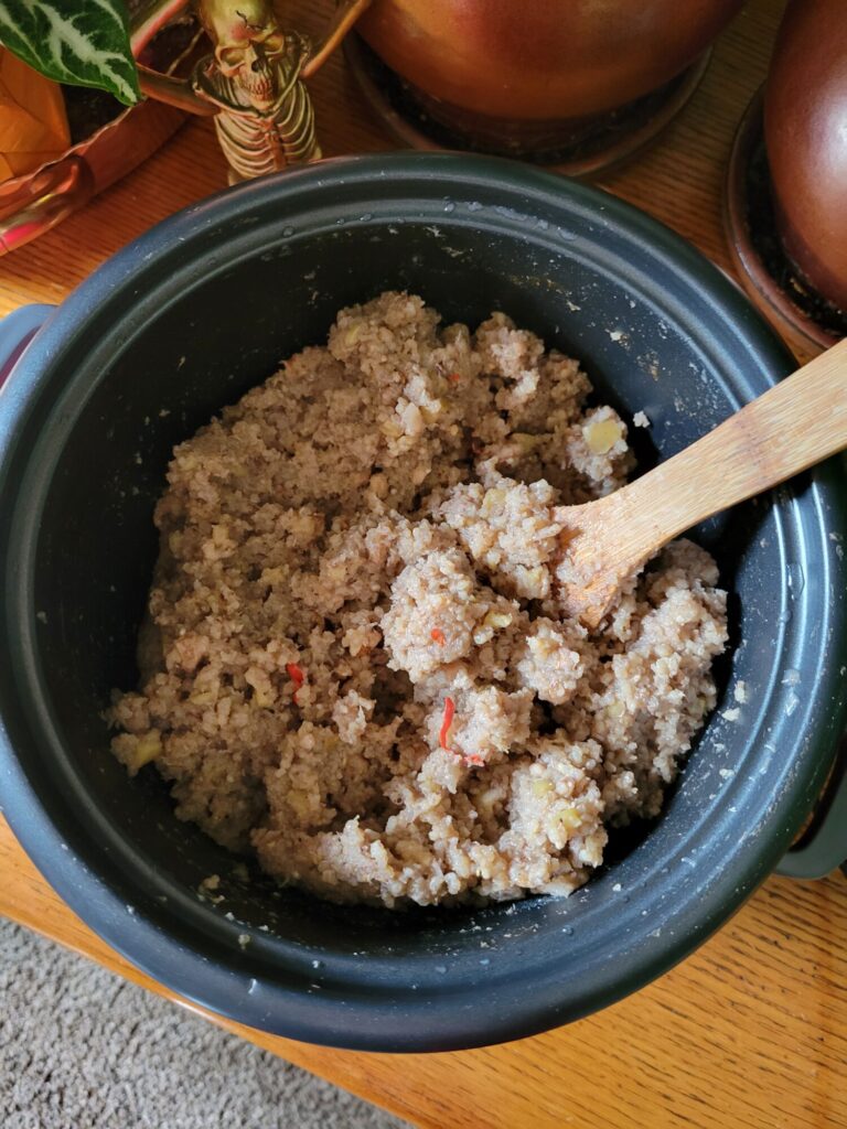 Quinoa w/ Apples, Red Chilis, & Walnuts
