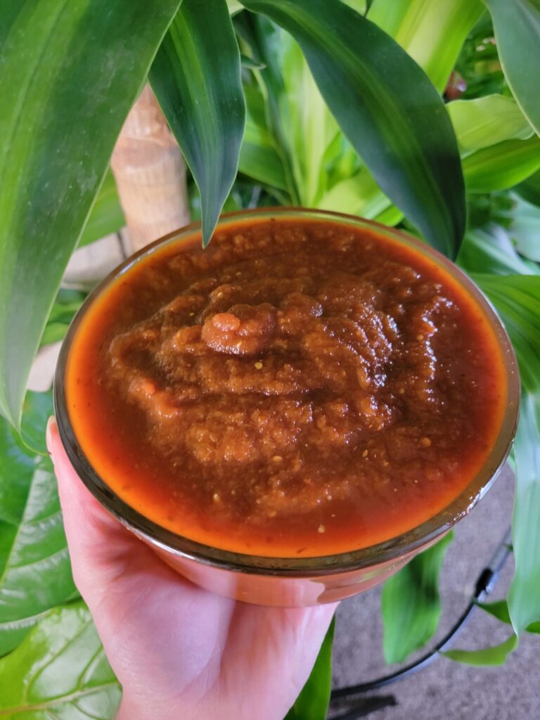 Potluck Enchilada Sauce w/ Thai Chilis