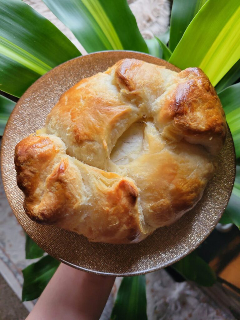 Baked Brie w/ Puff Pastry