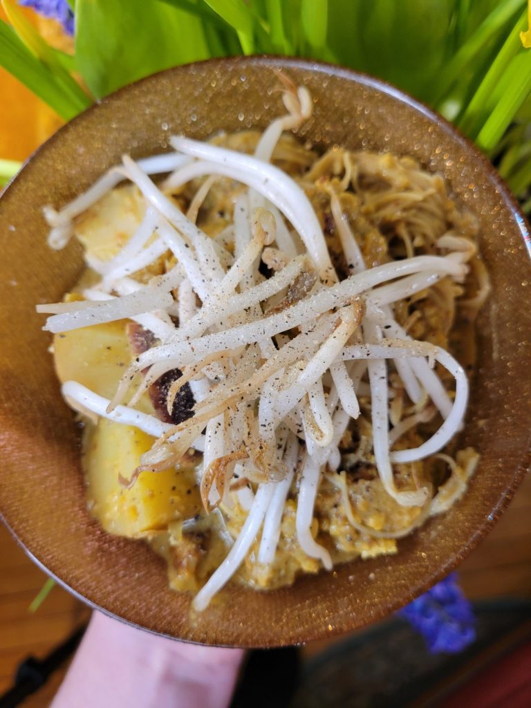 Curry w/ Multicolored Potatoes, Peanuts, & Sprouts