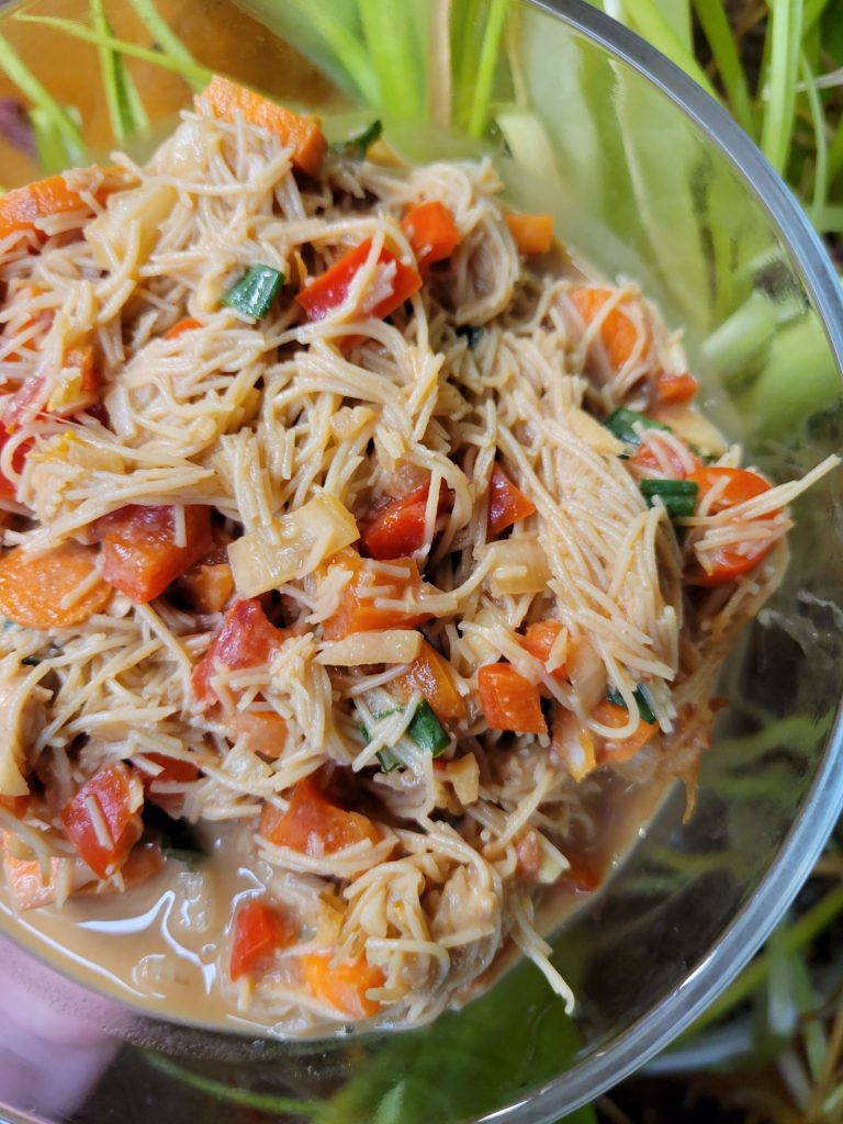 Vermicelli Salad w/ Carrots, Bell Peppers, & Scallions