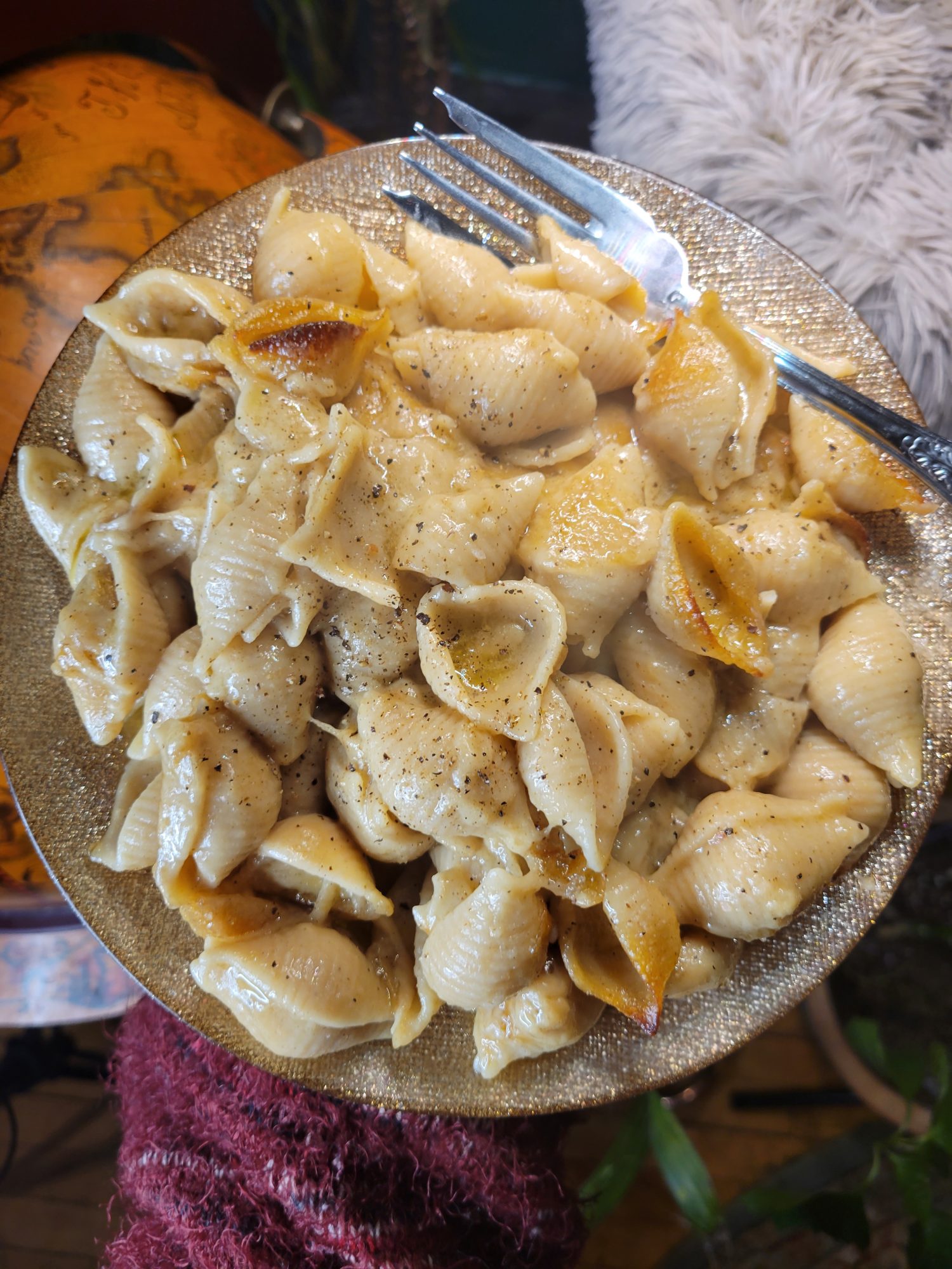 Macaroni & Cheese w/ White Wine & Emmentaler