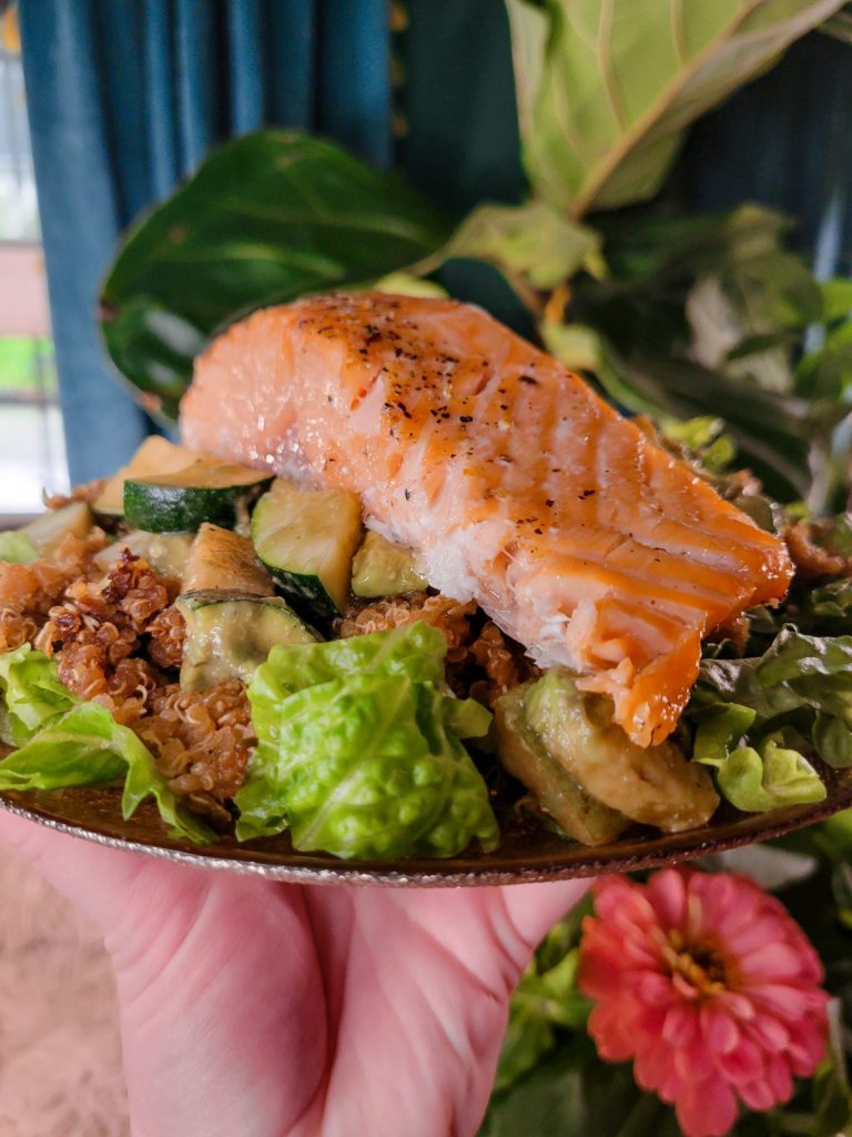 Salad w/ Tamari Quinoa, Pears, & Salmon