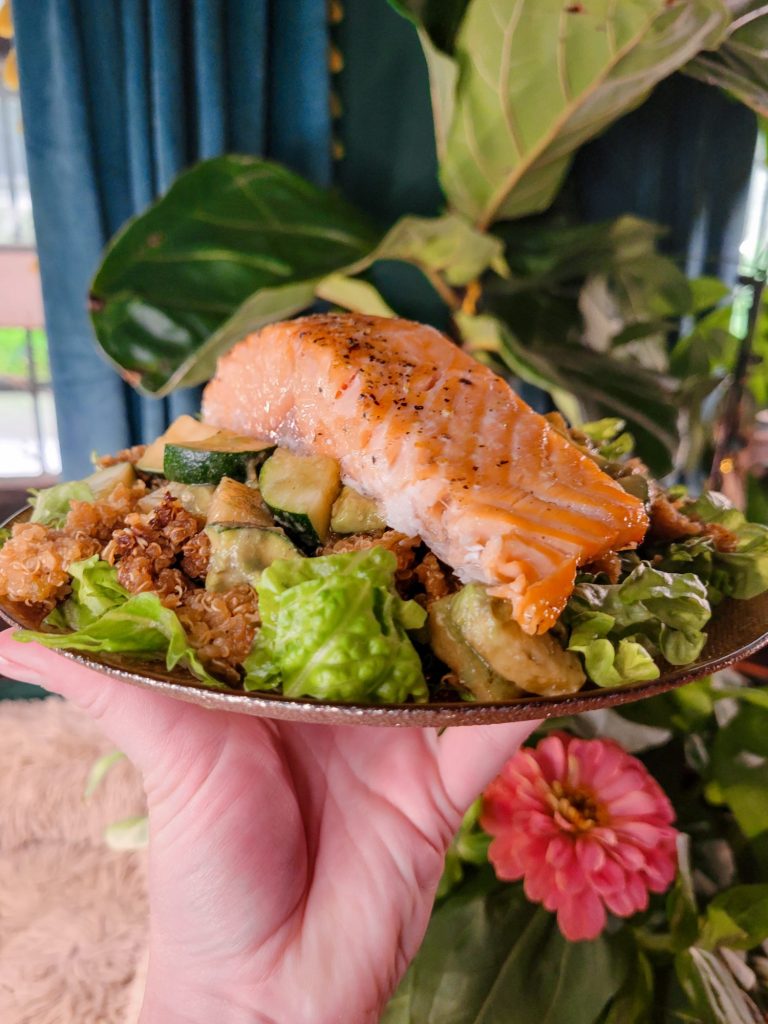 Salad w/ Tamari Quinoa, Pears, & Salmon