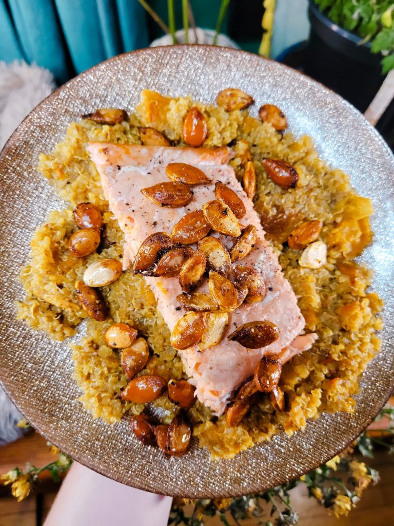 Salad w/ Salmon, Roasted Hubbard Squash, & Quinoa