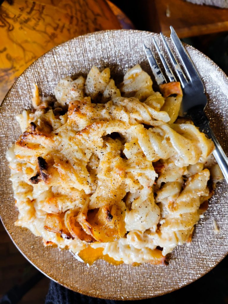 Macaroni & Cheese w/ Lobster & White Wine